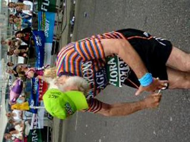Sam Spoons at the London Marathon on Vimeo