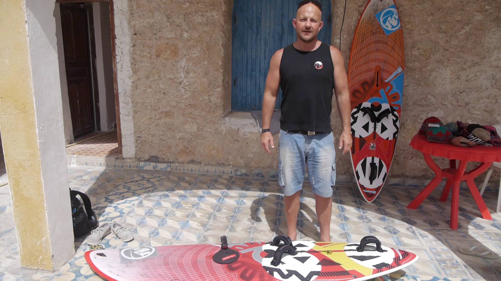 Windsurf Footstrap Tuning and Windsurf Mast Foot Positioning on Vimeo