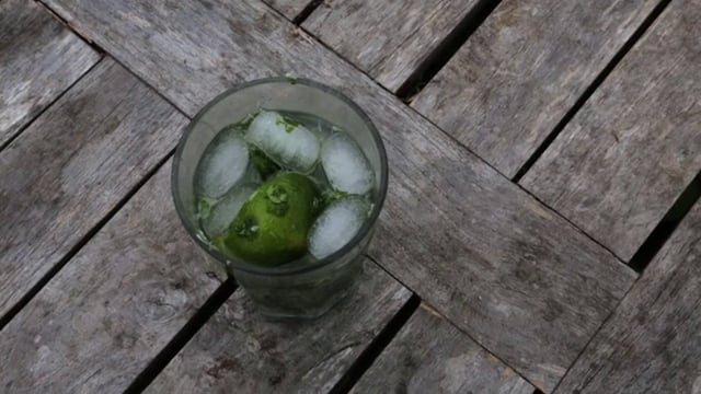 A Year At Otter Farm - Charlie's Mojito