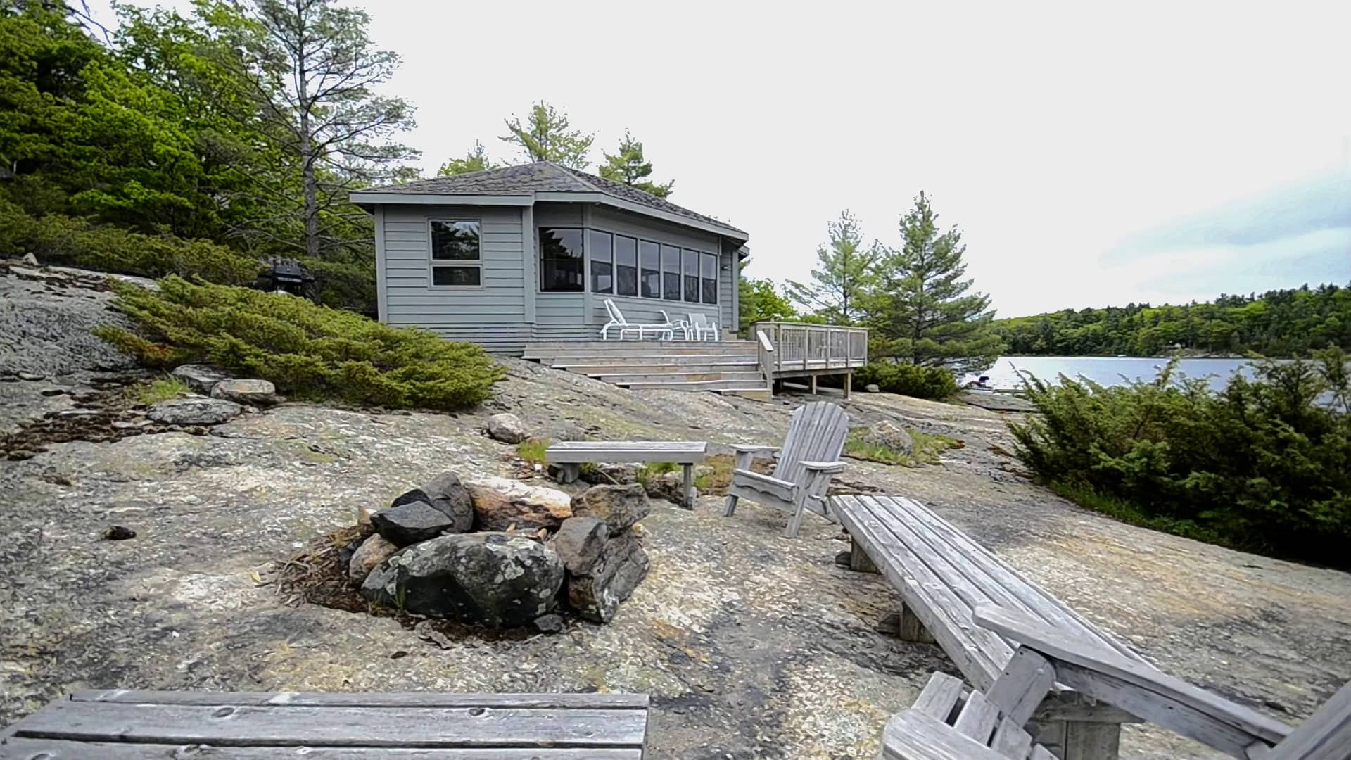 1449ft Of Prestine Shoreline Bay Cottage For Sale Rick