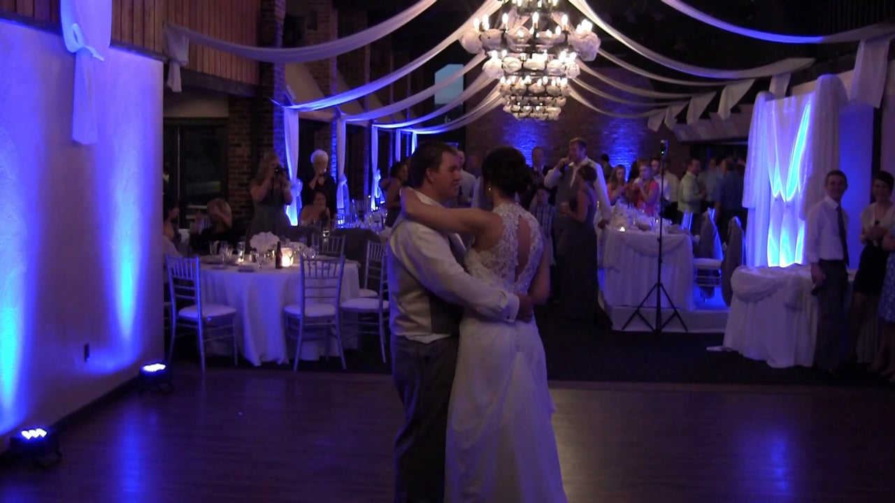 Lakeview Lodge Wedding - Josh and Christina