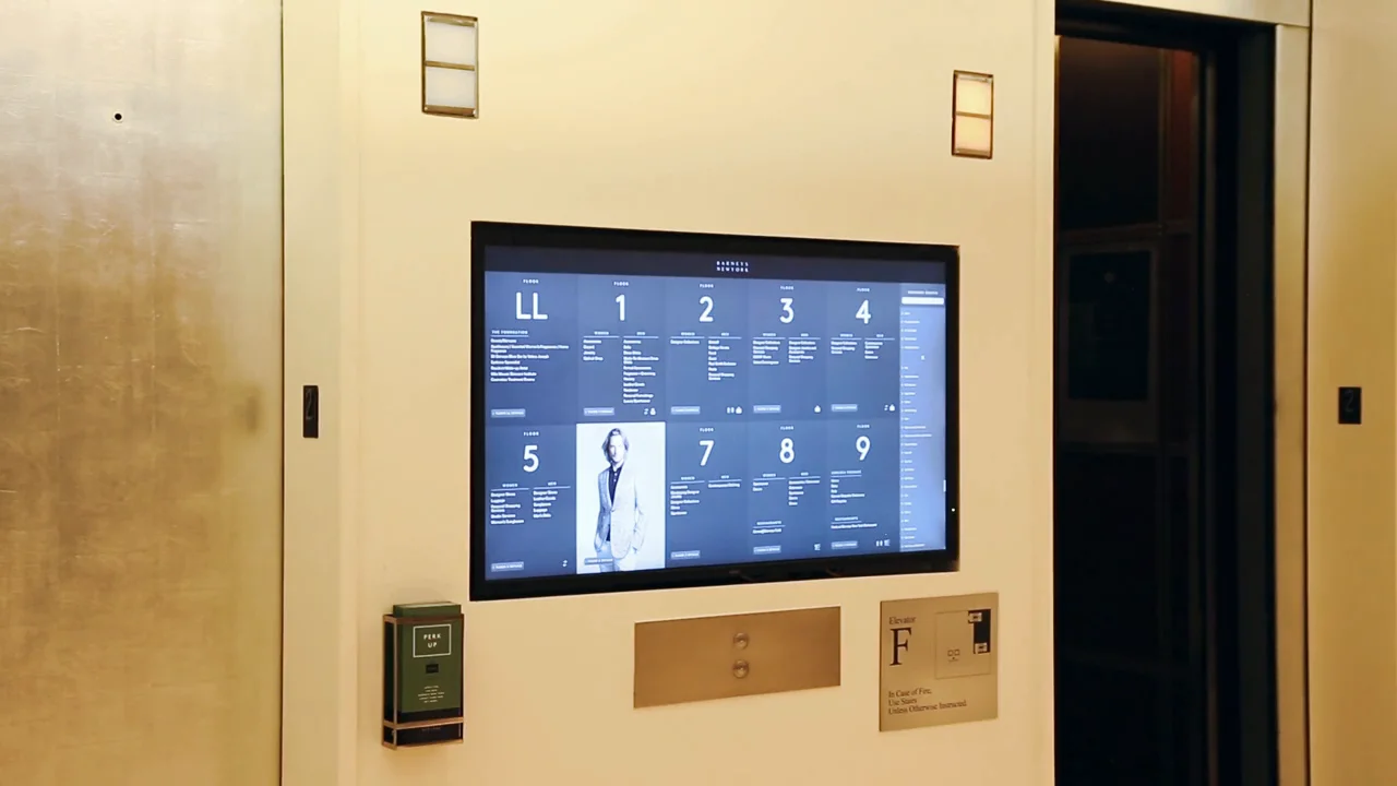 yamagisisann　　　　　　　　　　BARNEYS NEWYORK Barney's NewYork Ginza | Kojun Building DINING & STORES