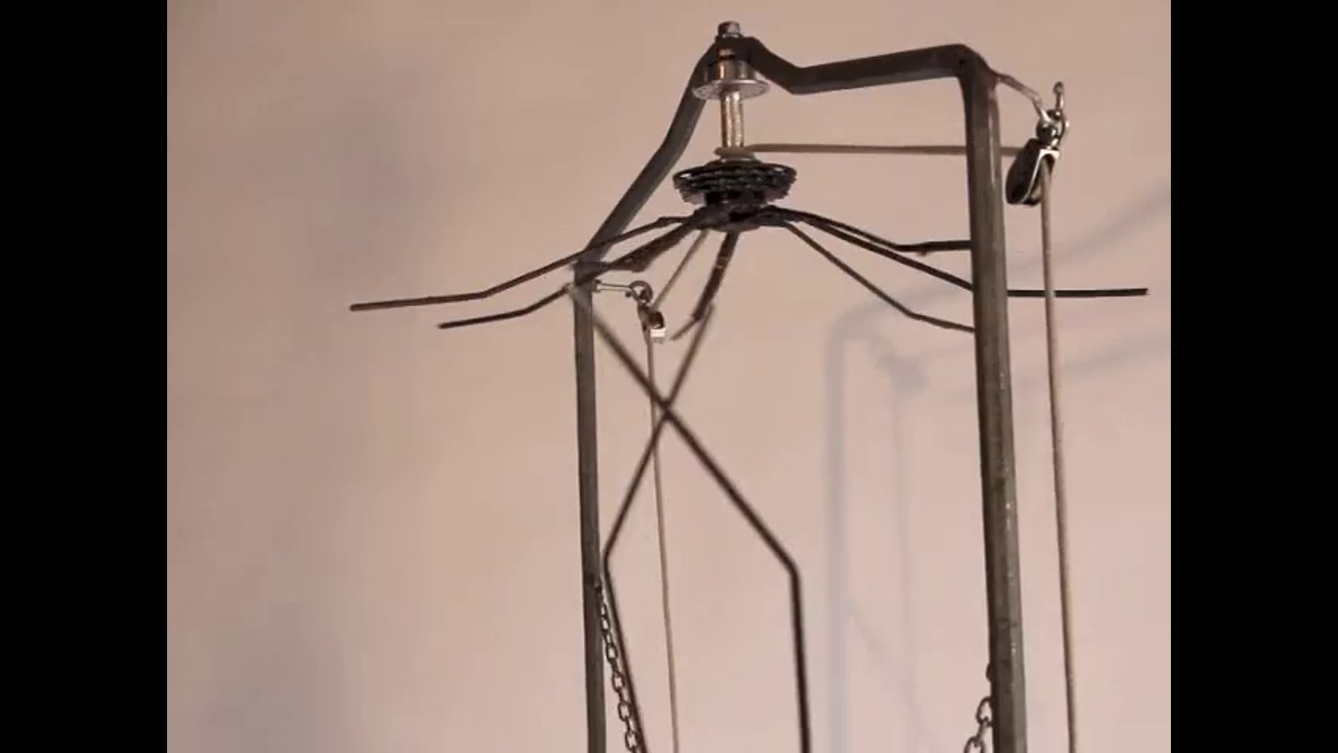 Norman Tuck - Simple Mechanical Escapement