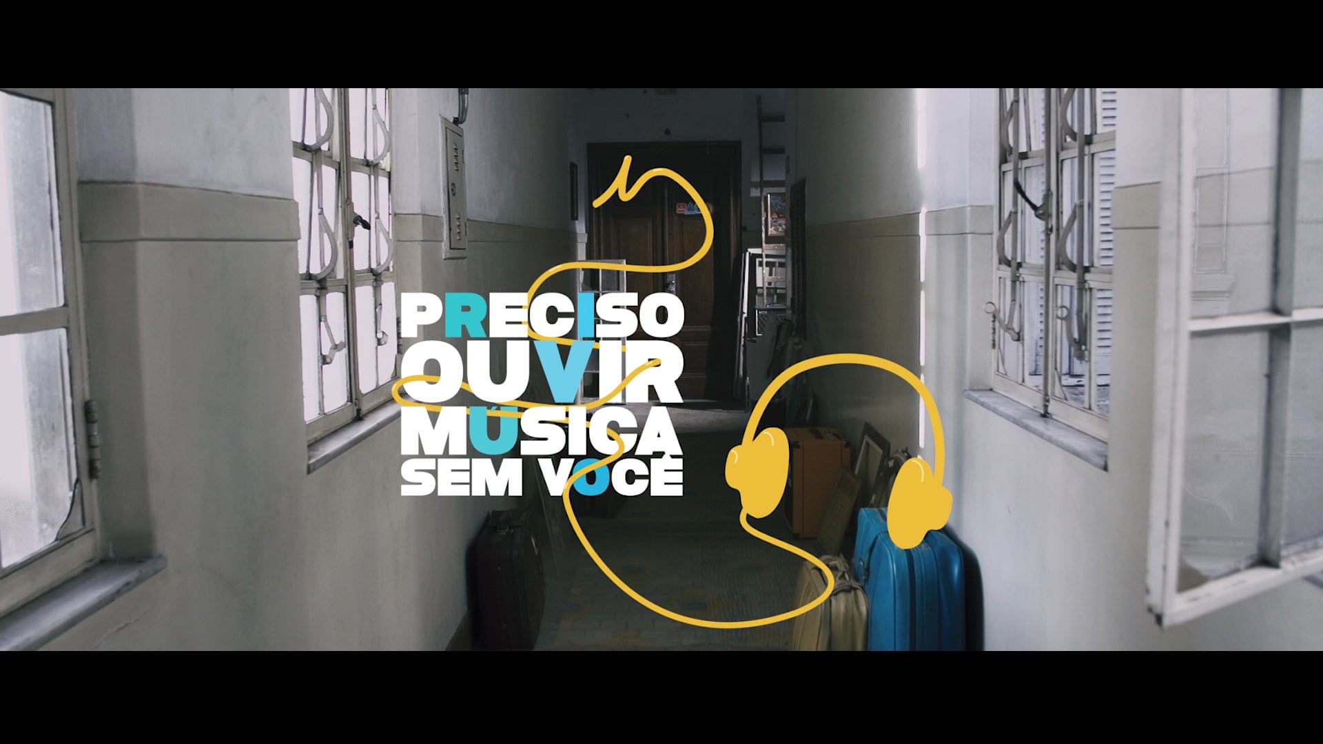 Aíla - Preciso Ouvir Música Sem Você (Official Video)