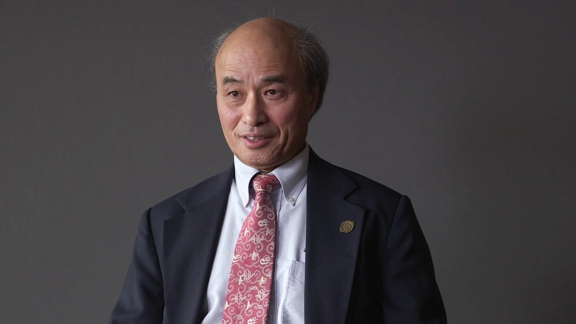 P ли. Дизайнер Kang Lee
