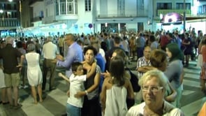 Èxit de les sardanes a l'estiu
