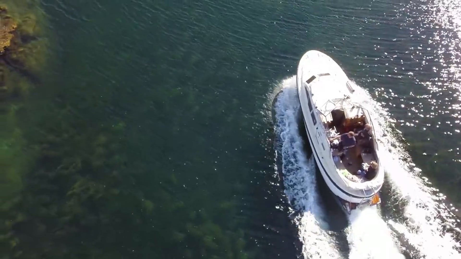 16:9 Phantoms at sea- boat chase!