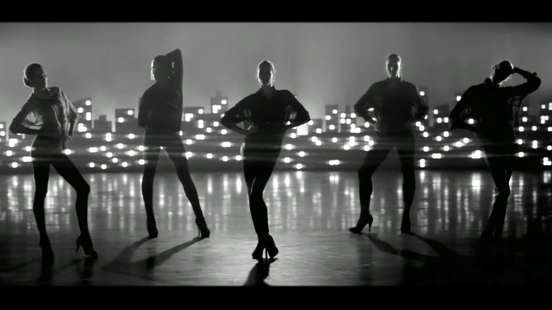 Burberry – The Beat