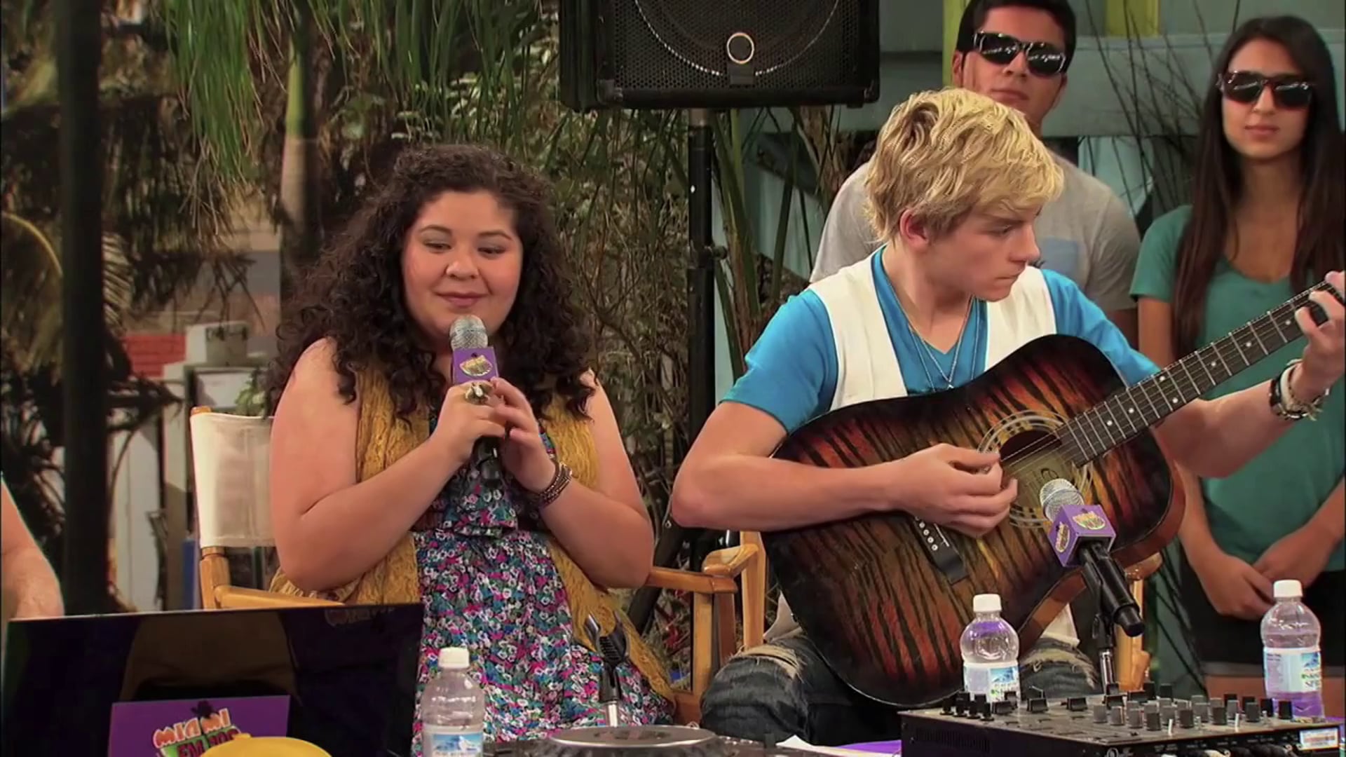 Austin & Ally - You Don't See Me