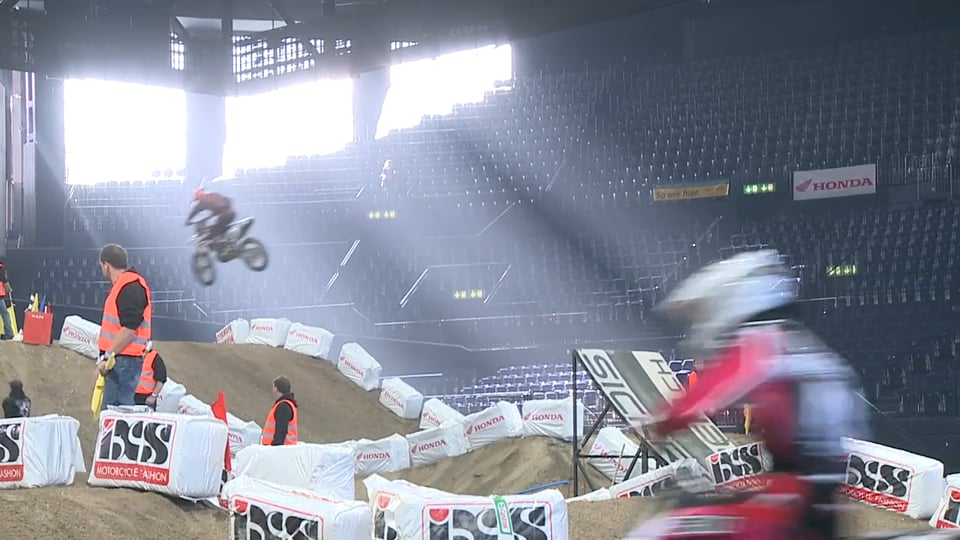 Preview: Preview of Motocross Show at Hallenstadion Zurich