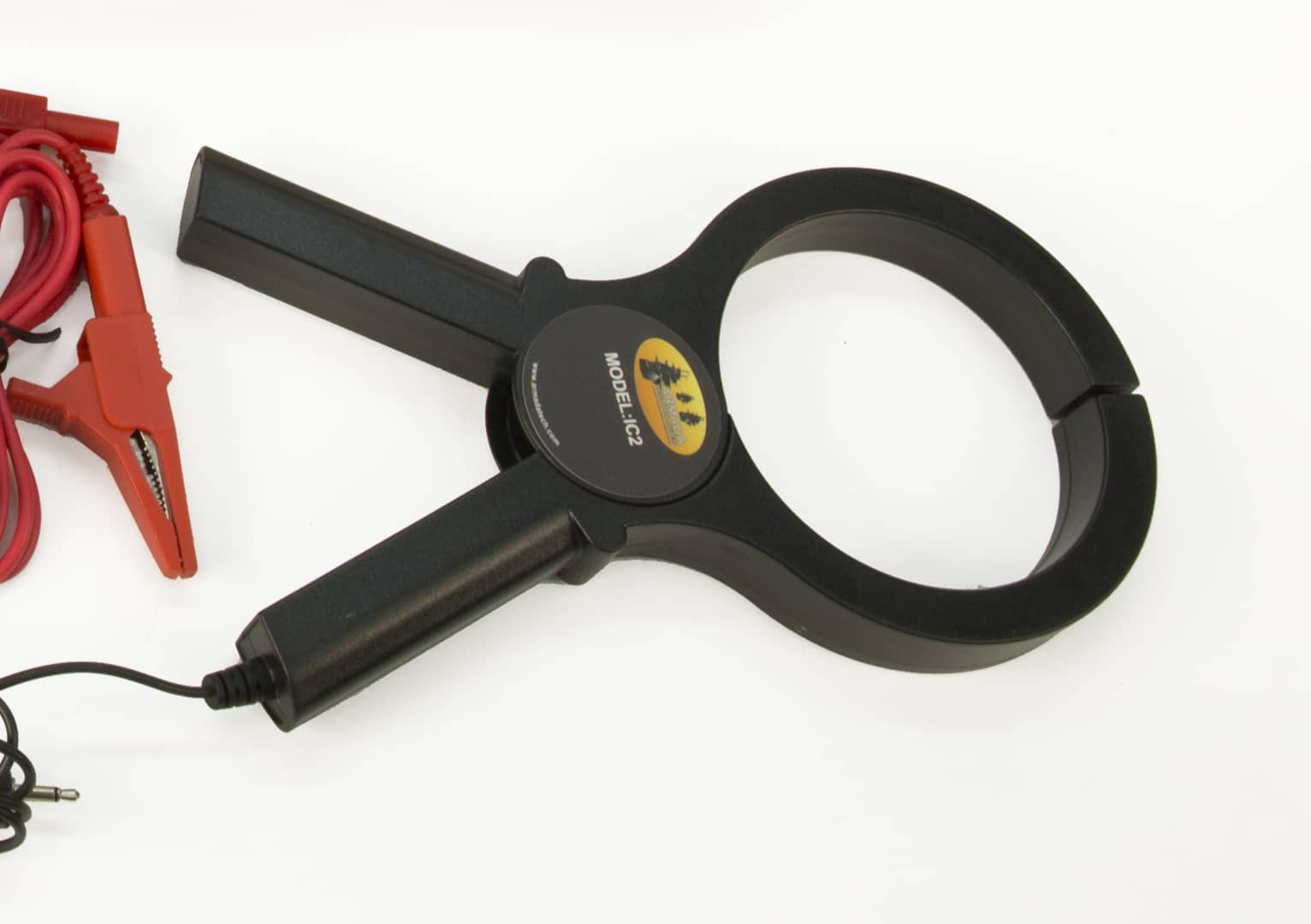 How to use an inductive clamp for locating underground wire or cable on