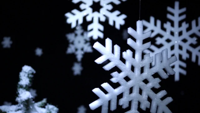 Christmas snowflake on fake snow Stock Photo by ©billiondigital