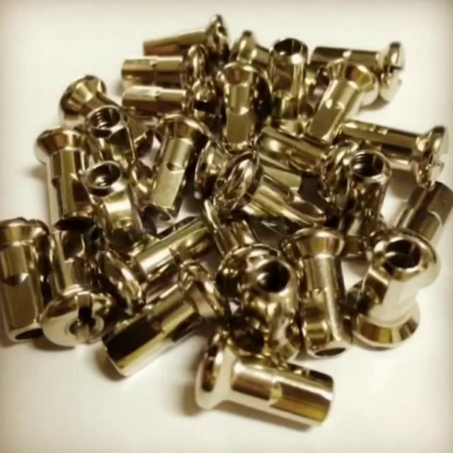 Motorcycle spokes and nipples on Vimeo