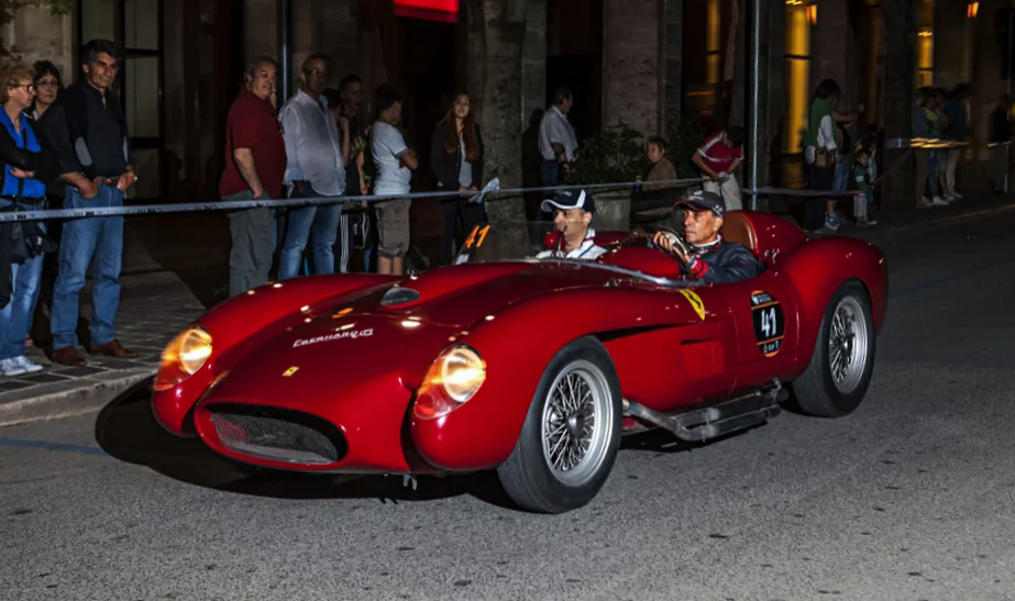 FERRARI 250 TR Testa Rossa Prova Rouge Red Au 1/43 Bang 7107 EUR 45,00 - FR