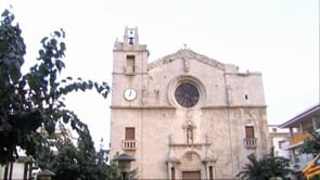 Unes 300 persones es concentren davant d'Ajuntament convocades per l'ANC 