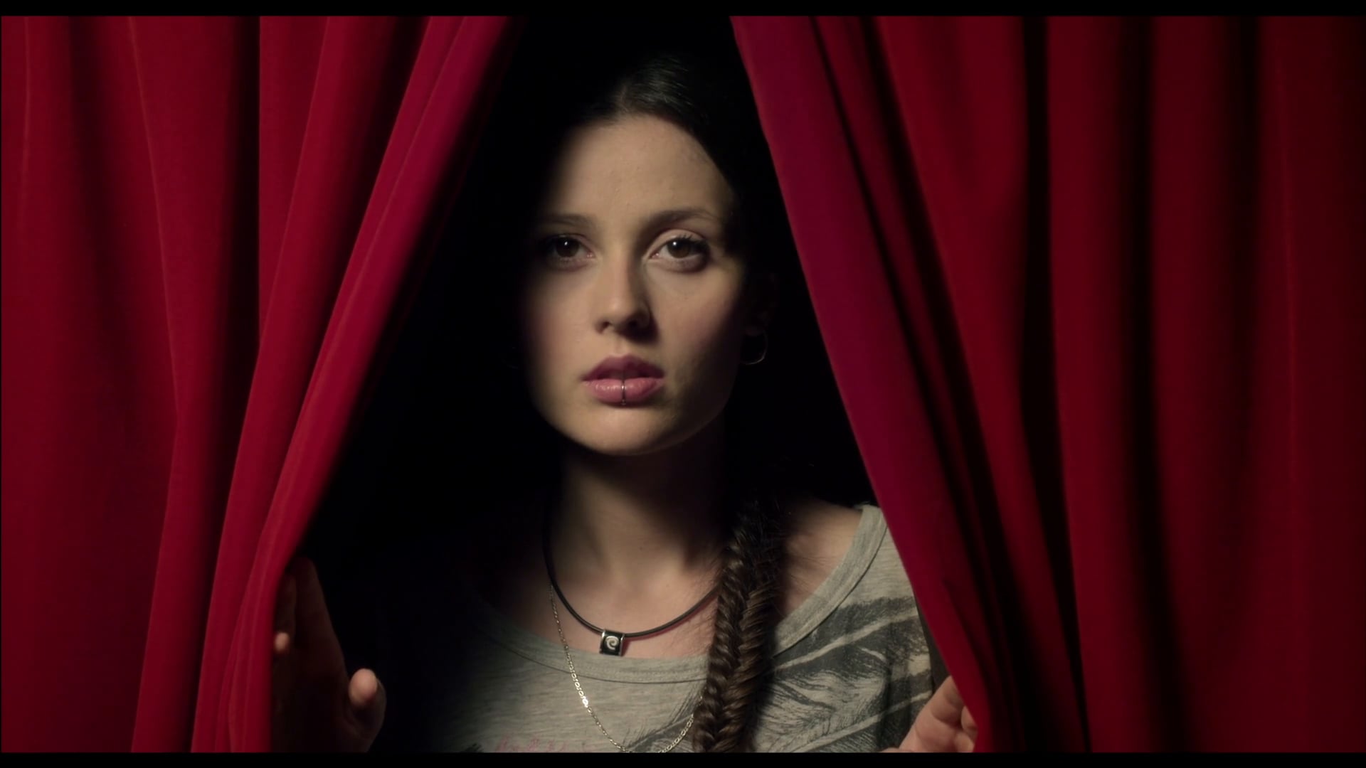 La señora brackets, la niñera, el nieto bastardo y Emma Suárez