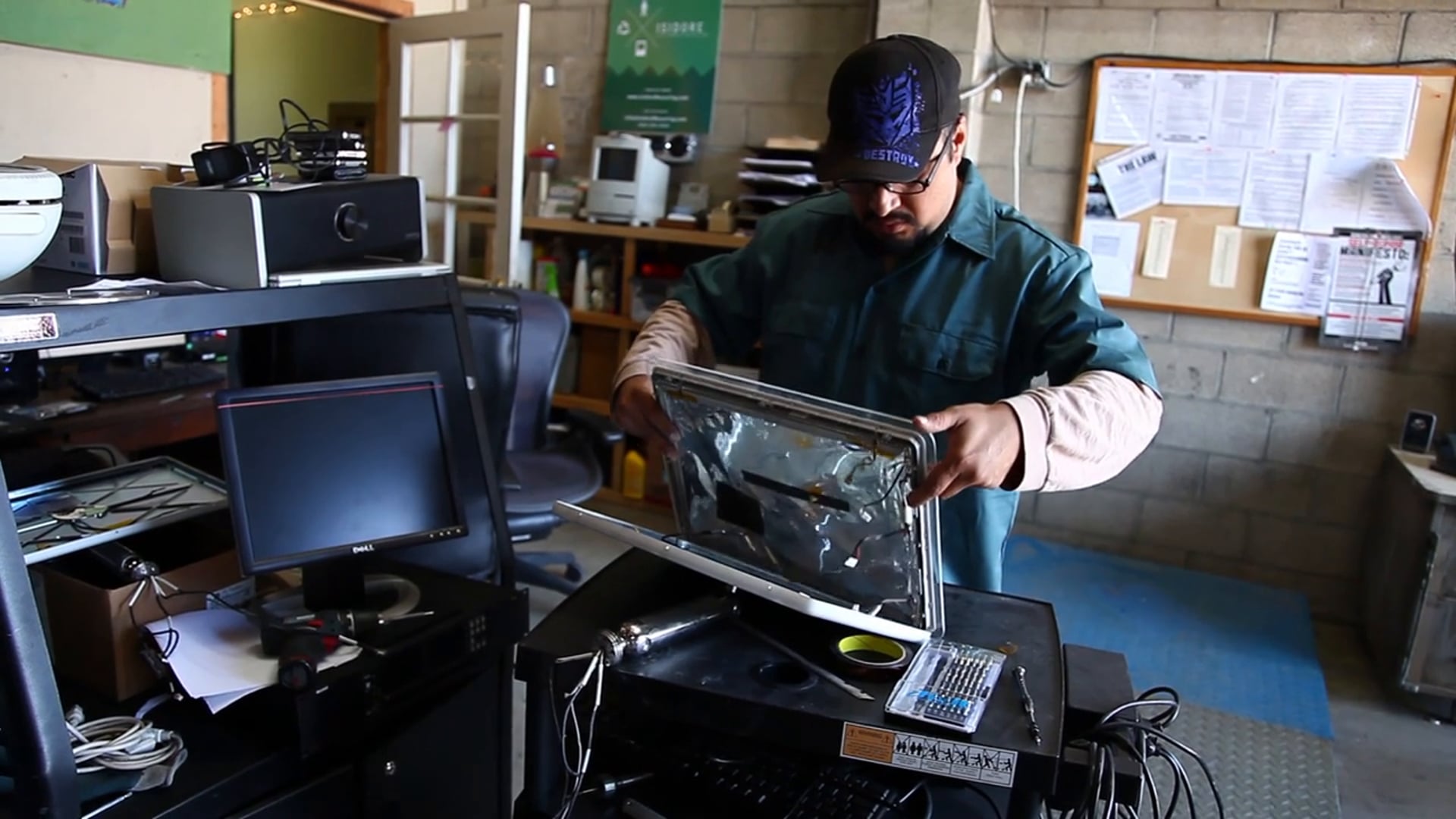 One Day in Los Angeles: Isidore Electronics Recycling