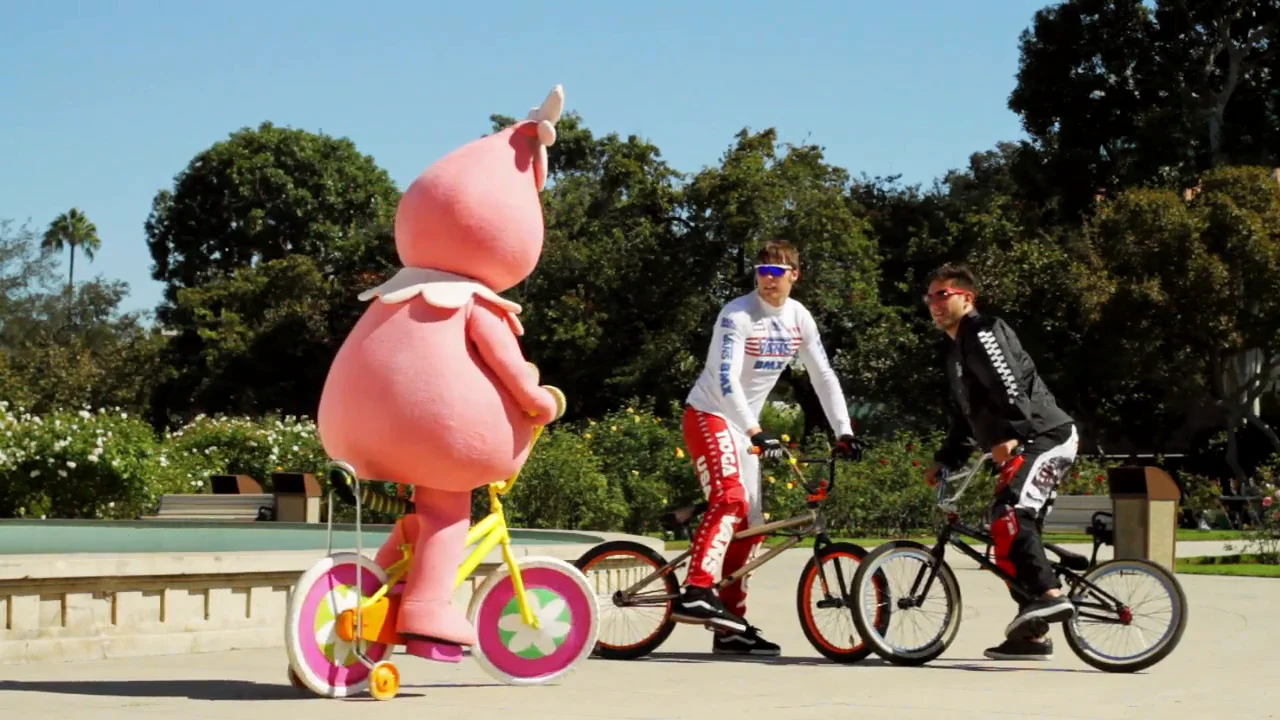 Vans x Yo Gabba Gabba! Spot - DJ Lance Rock on Vimeo