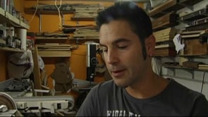 Guitarra que imita moto de Marc Márquez.