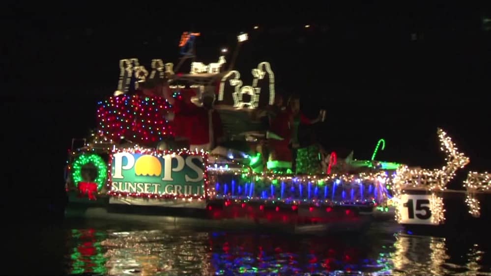 Fowl River Christmas Boat Parade 2022 Christmas Boat Parade | Venice Attractions | Venice Living