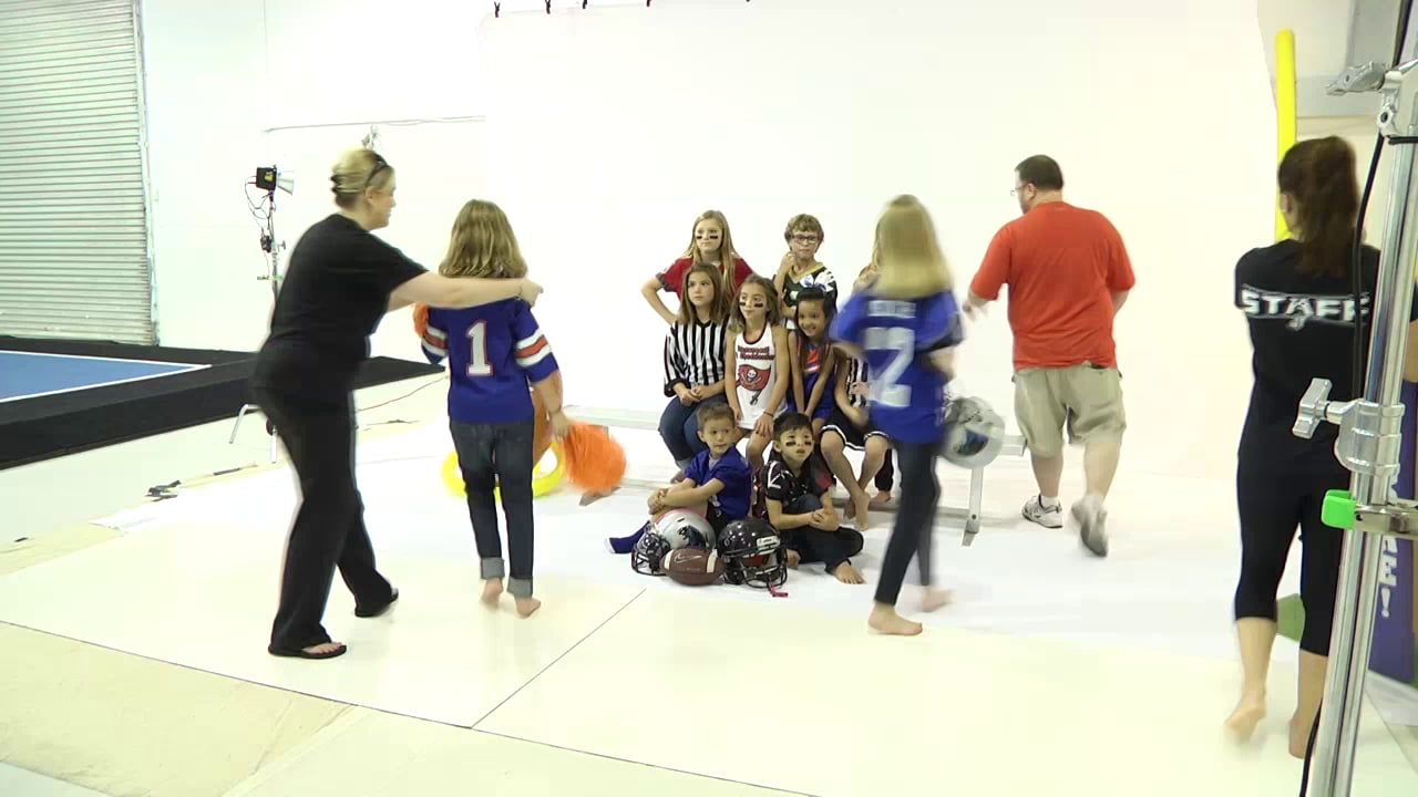 Top Dog Cheer Calendar Shoot on Vimeo