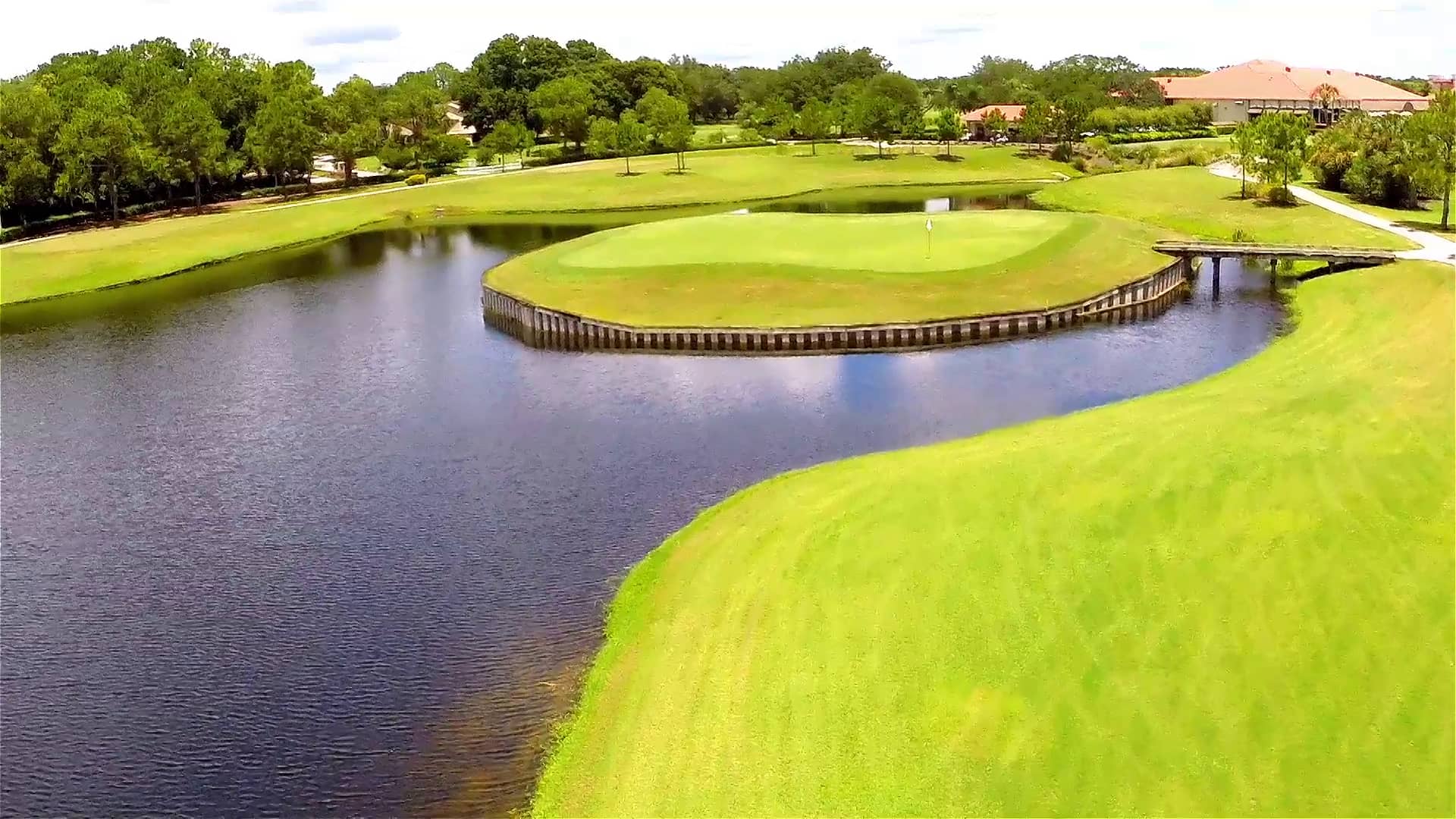 Carrollwood Golf & Country Club in Tampa, Florida Pine 9 on Vimeo