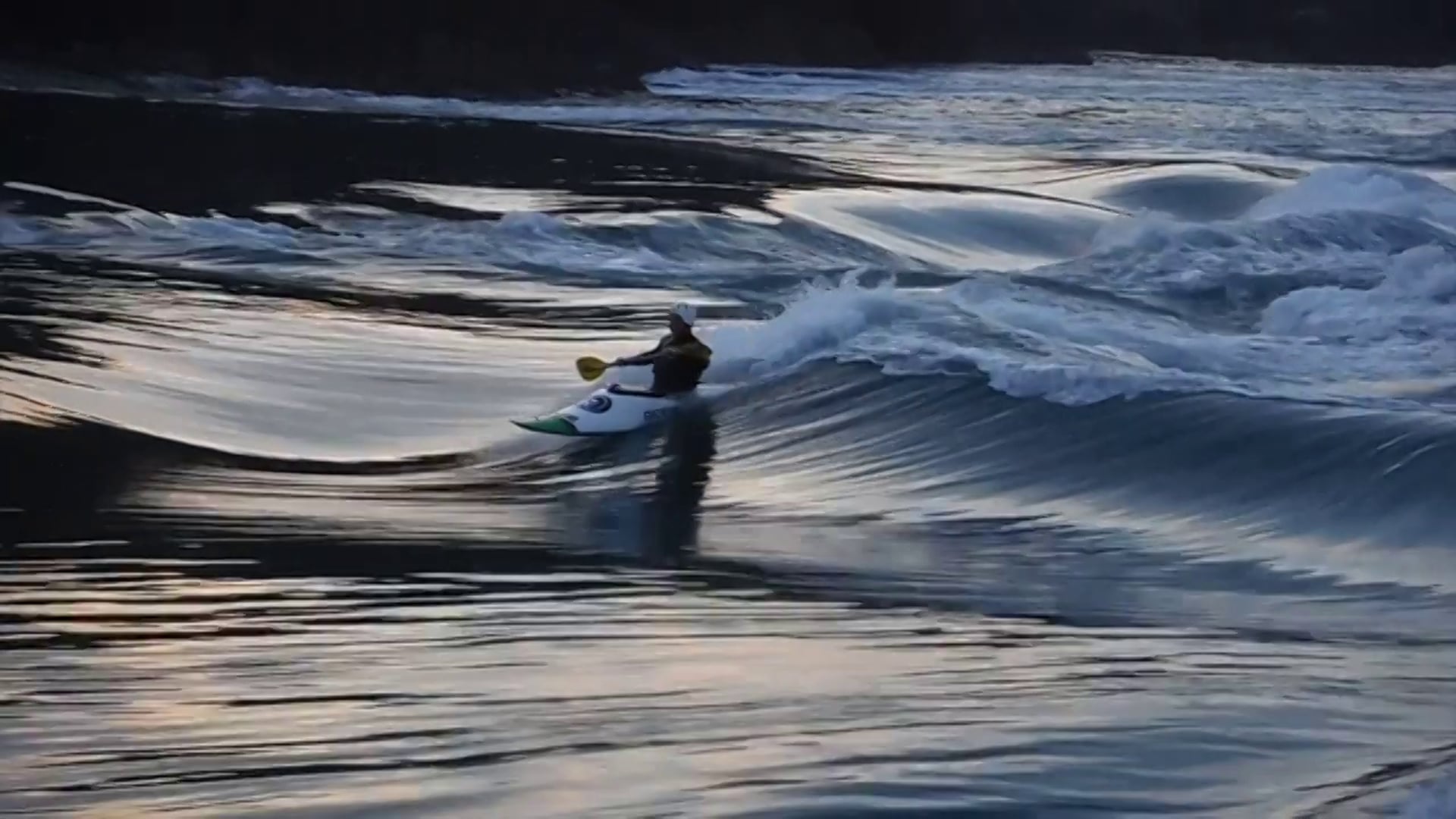 Golden Glass - Ride Surf Kayaks