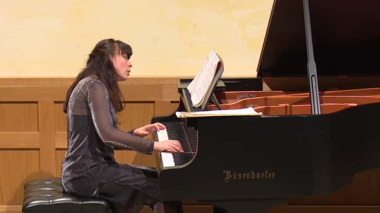 Nika Shirocorad plays Michael Finnissy English country tunes