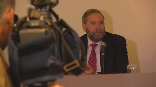 Reportage : Thomas Mulcair sur le dossier de l'a&eacute;rogare (Zone 20 octobre 2014 p.06)