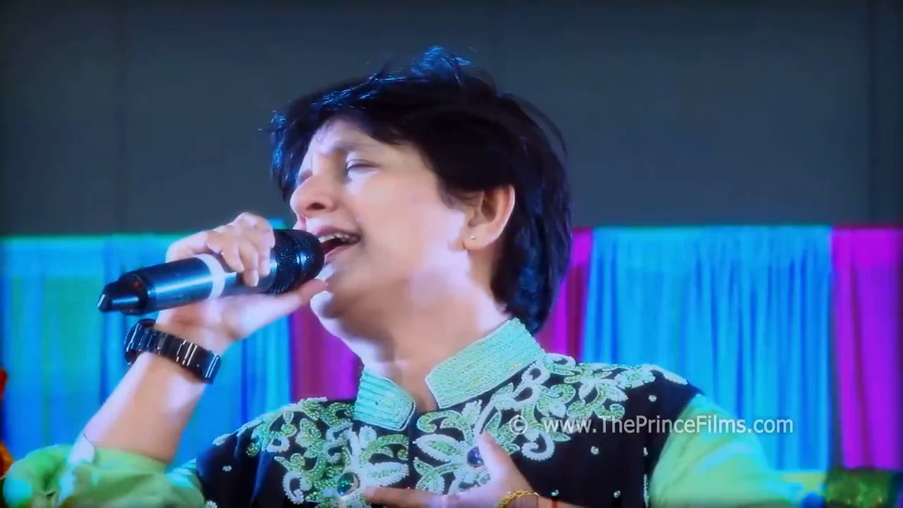 Radian Star presented Falguni Pathak live in Garba at Dallas Convention