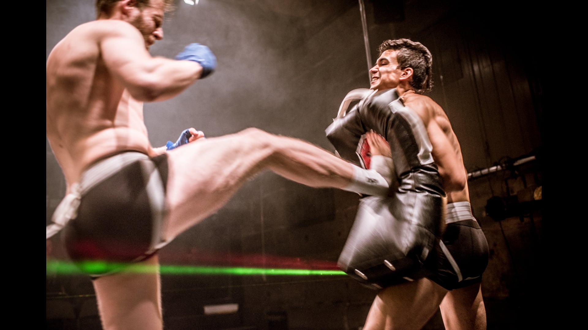 FIGHT! Palast #membersonly von PENG! Palast - Trailer
