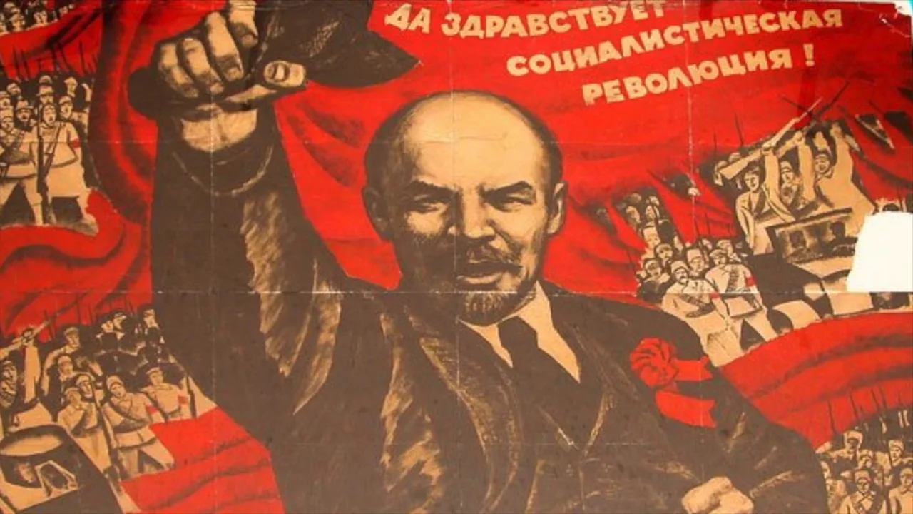 Идеи социалистической революции. Февральская революция 1917 Ленин. Февральская революция 1917 плакаты. Революционные плакаты. Революционные плакаты 1917 года.