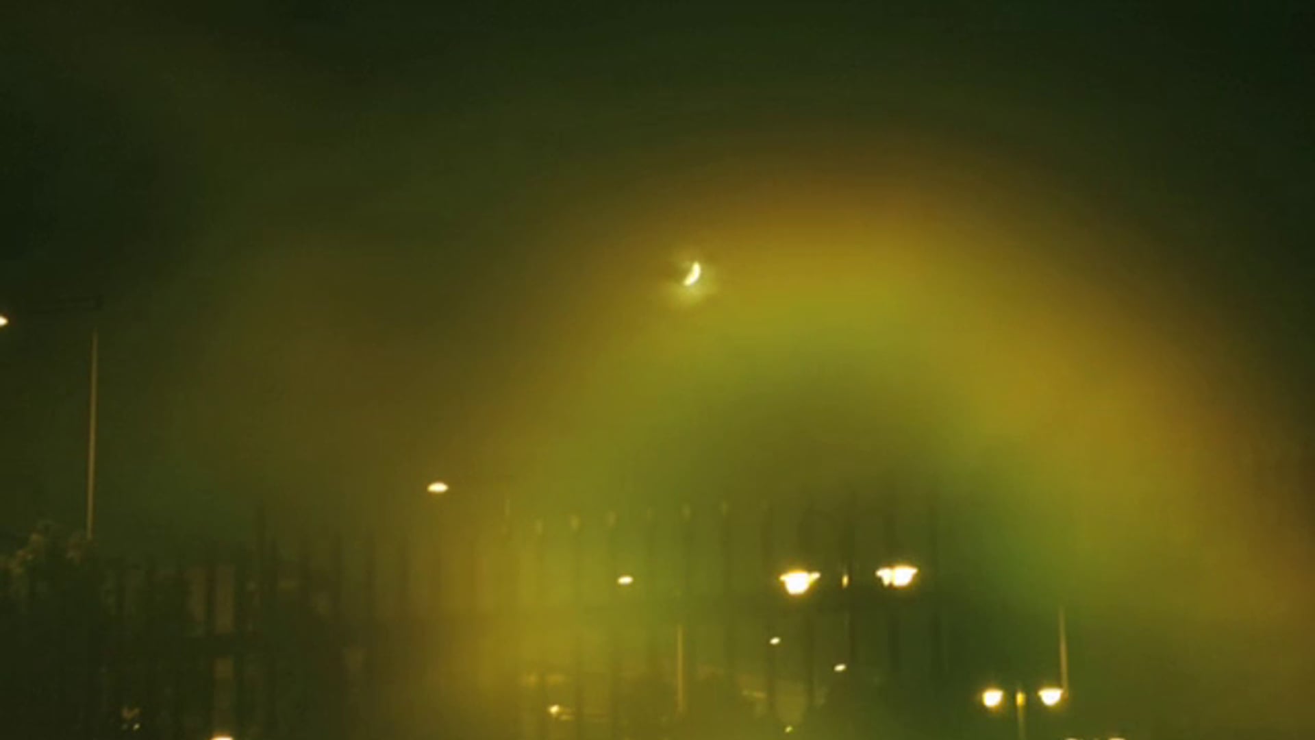 Brillia_ariake_sky_tower_movie__yellow