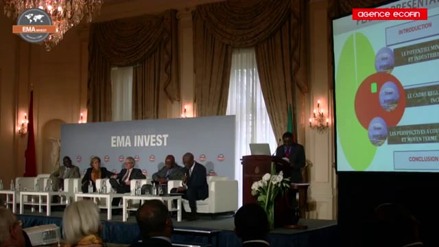M. Emmanuel Bondé, ministre des Mines, de l'Industrie et du Développement technologique