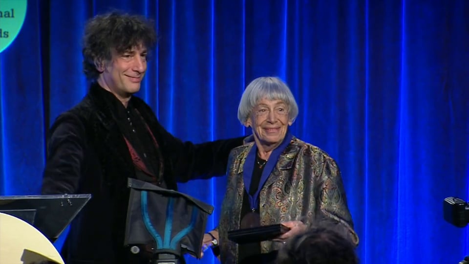 Neil Gaiman presents lifetime achievement award to Ursula K. Le Guin at  2014 National Book Awards