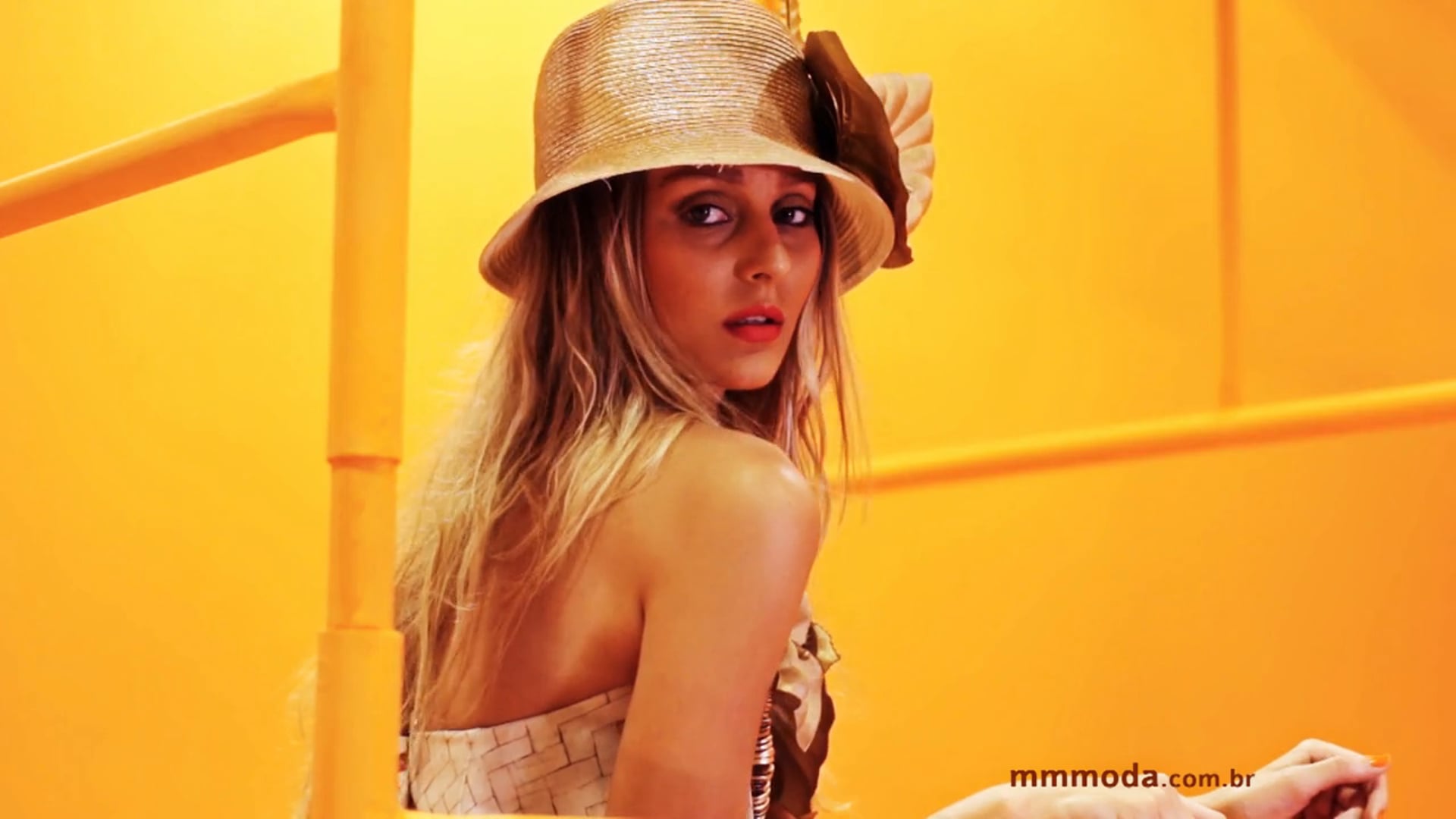 Garota Tropical - Tendências do MMModa.com