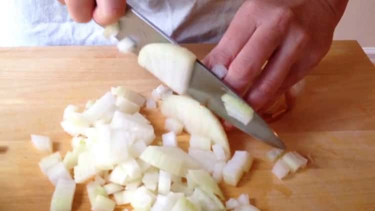 How to Chop an Onion (with Video)