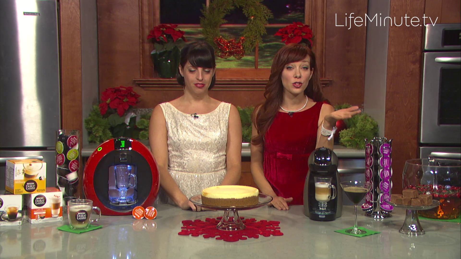 Alie & dish on Holiday PartyPlanning on Vimeo(02)