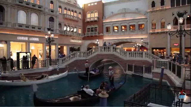 The Vegas Home - Shopping in Las Vegas