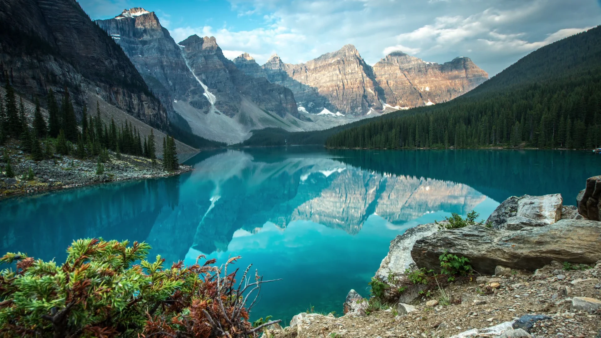 Clouds and Mountains: 5D Mark III Time Lapse + BMPC 4K on Vimeo