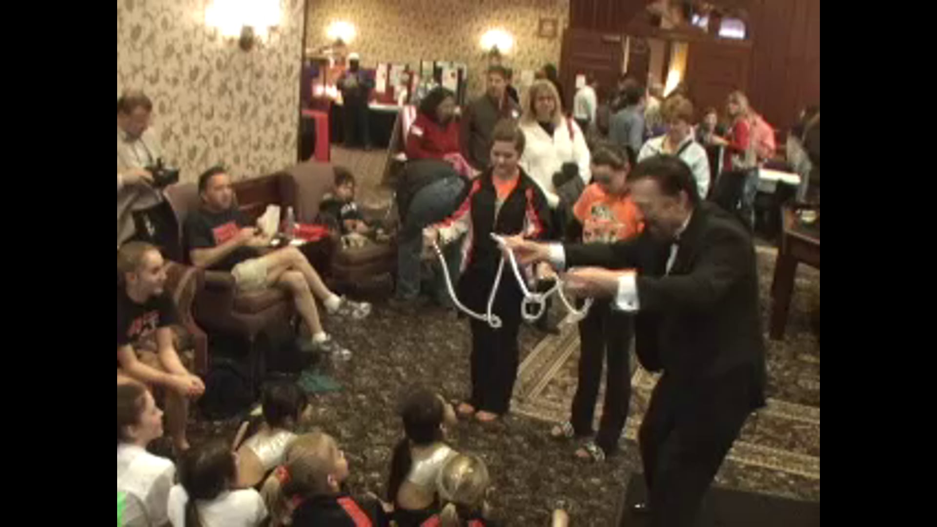 Promotional video thumbnail 1 for LaBak The Magician