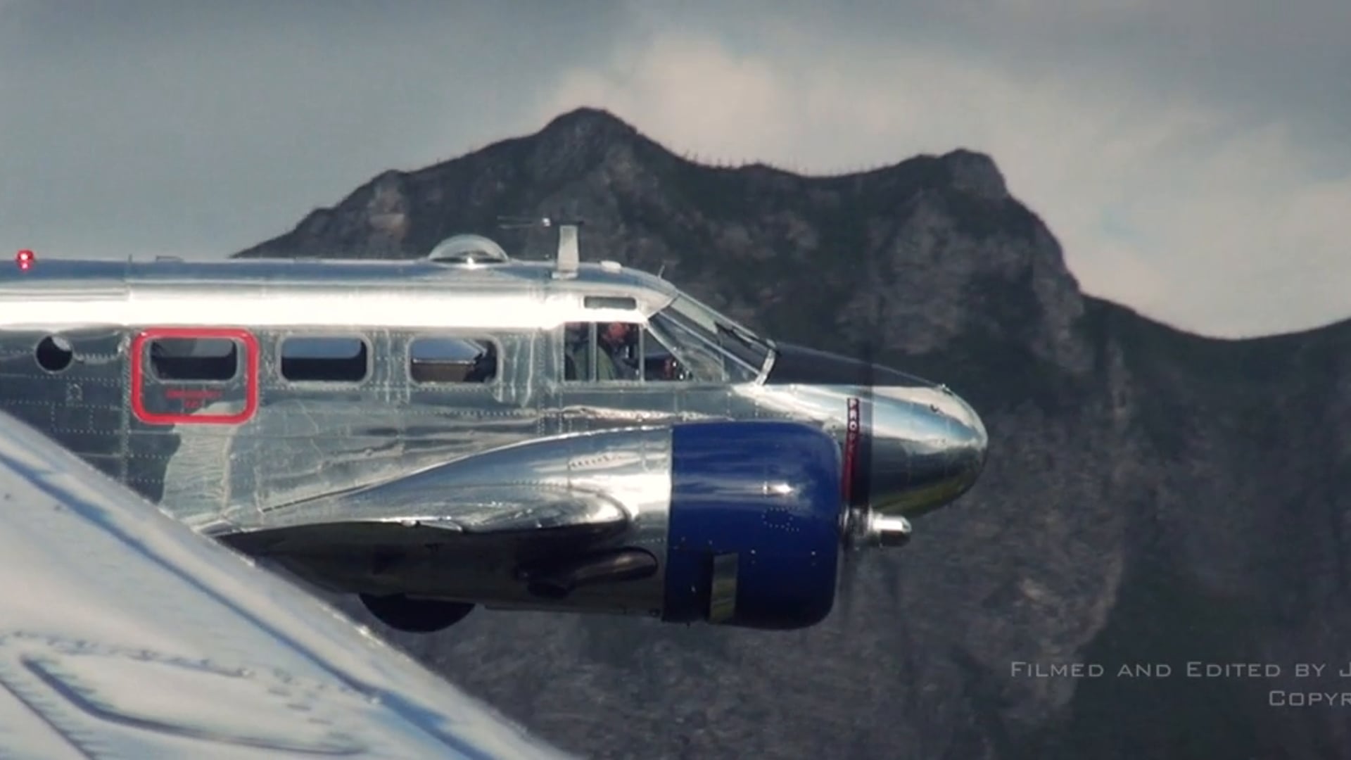 Classic Formation - Flying in Switzerland