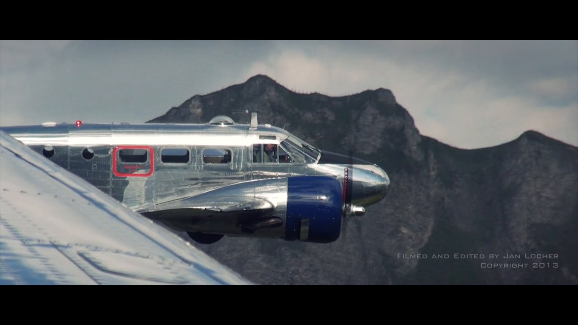 Classic Formation - Flying in Switzerland