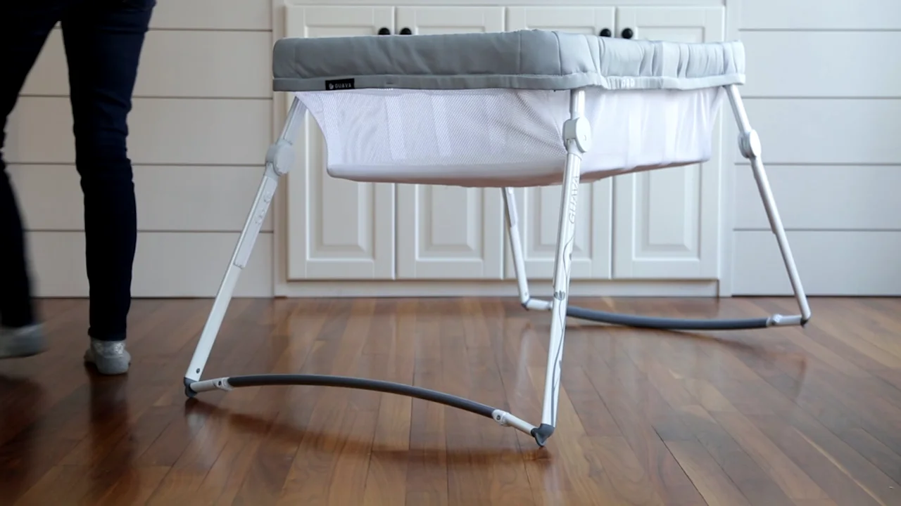 Guava lotus hot sale bassinet