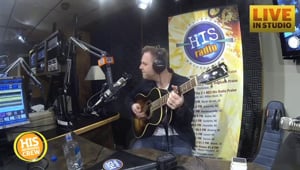 Matthew West Performs