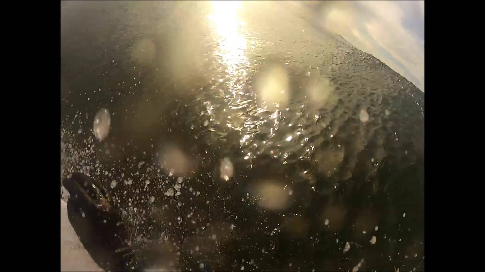 Kneeboard Surfing NW WInter on Vimeo