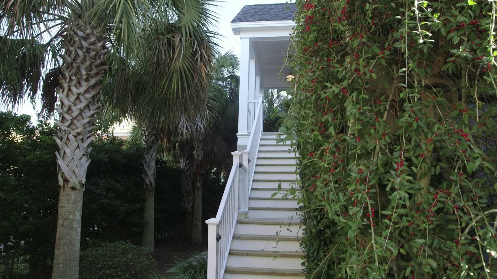 914 Middle Street Sullivans Island, SC 29482 on Vimeo