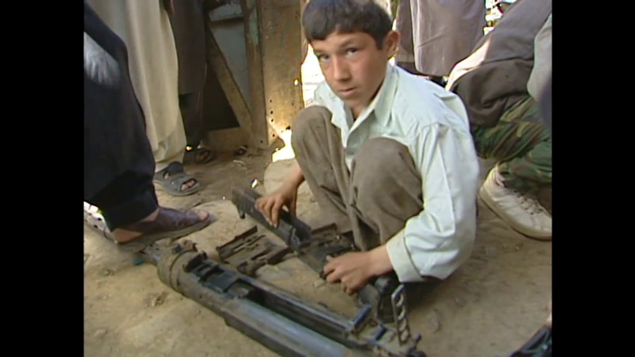 Afghanistan 2001 - Afghans and their Guns