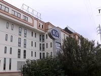 HOTEL EUROPA ANCORA OCCUPATO DAI BARBONI