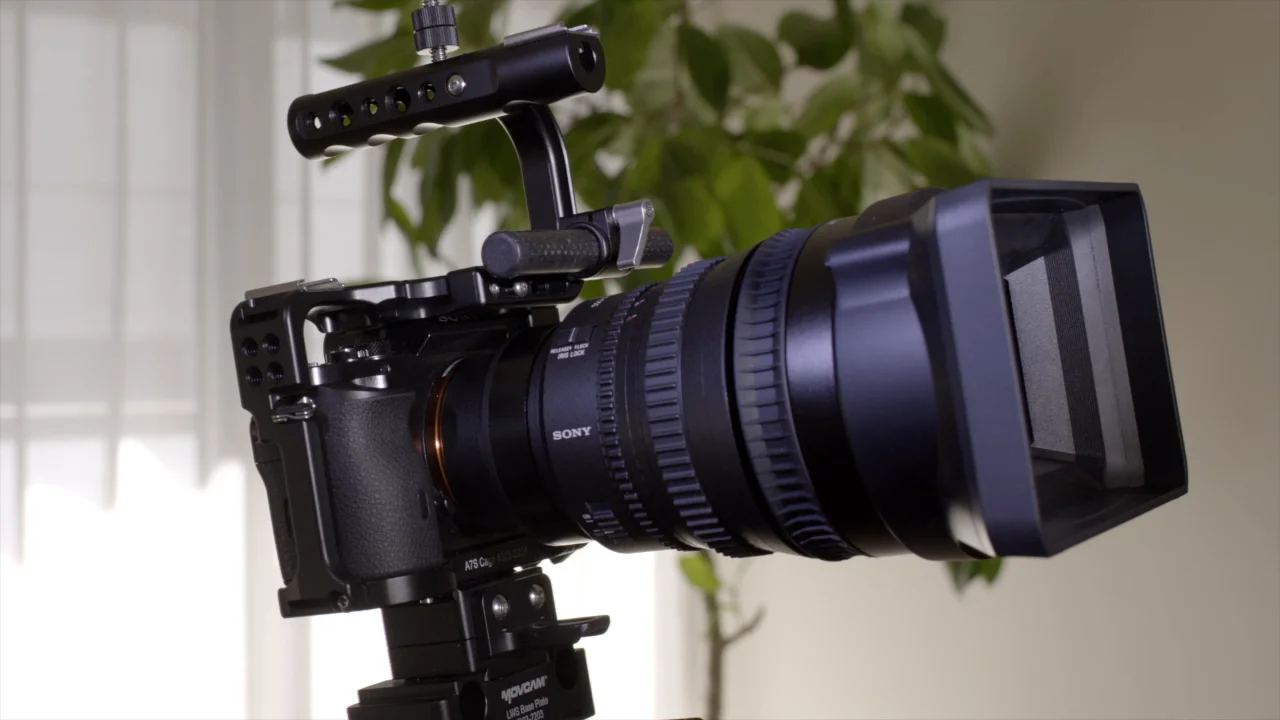 Video review: Sony FE PZ 28-135mm f/4 G OSS lens - The
